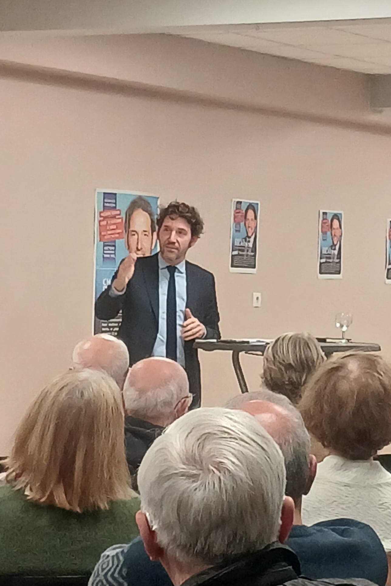 Réunion publique 17 novembre - vue d'ensemble